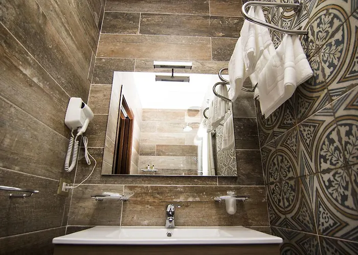 Boutique Restaurant Gloria 티라나