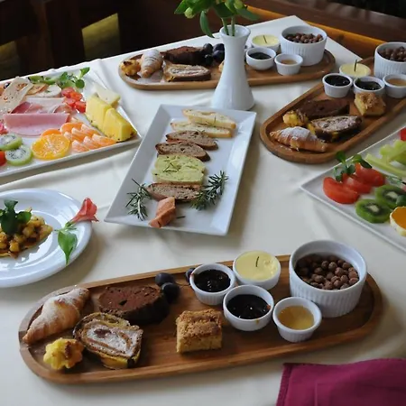 Boutique Restaurant Gloria ホテル 4*